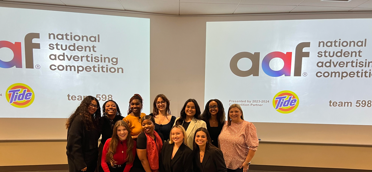 Adverting Program Loyola